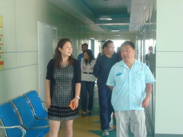 向儿童福利院捐赠活动